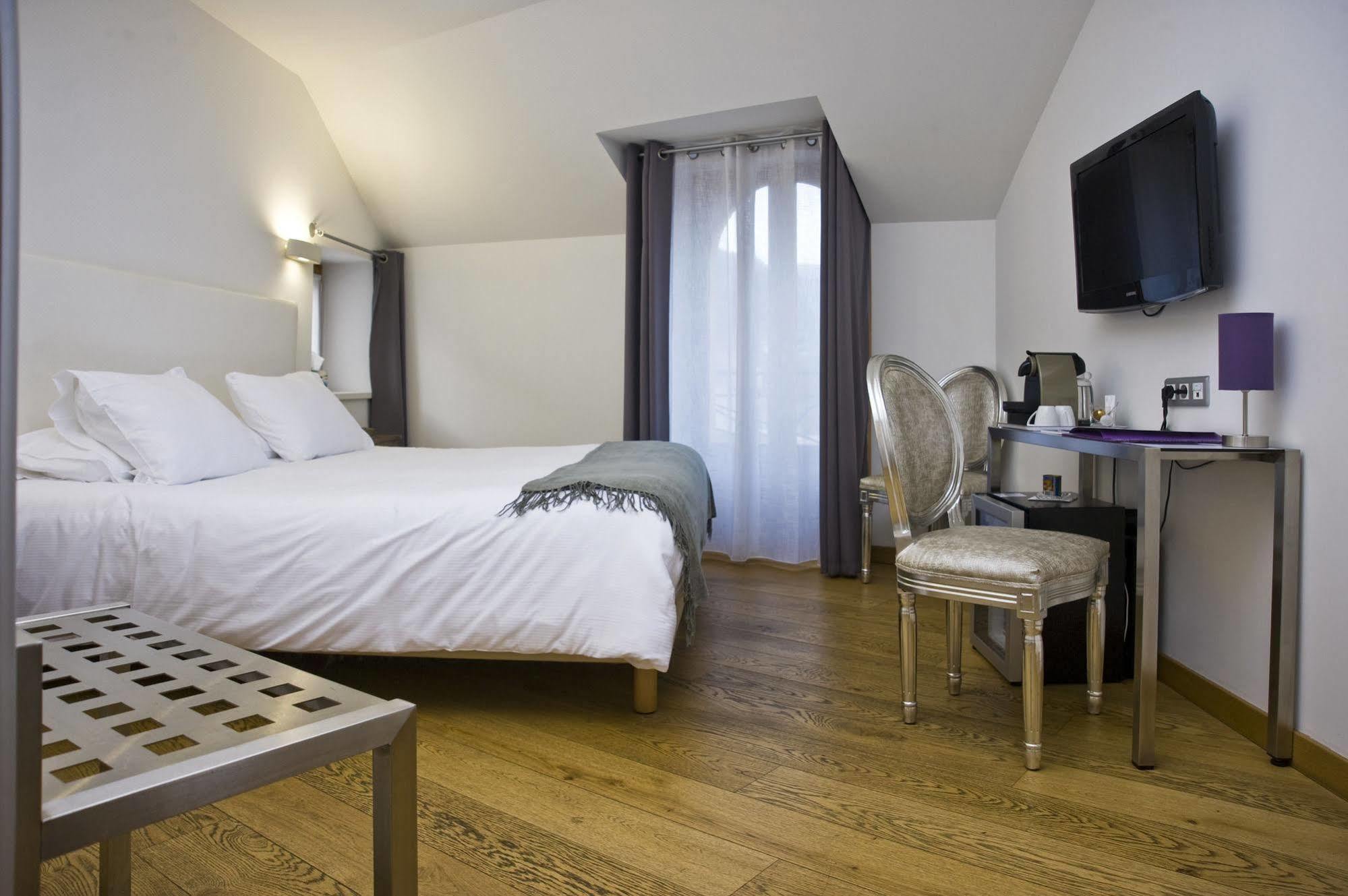 Le Manoir D'Agnes Logis Hotel Restaurant Tarascon-sur-Ariège Buitenkant foto